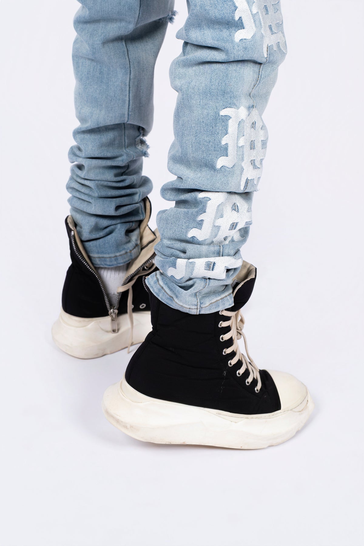 Mixed Emotions　‘Sea’ Monogram Denim