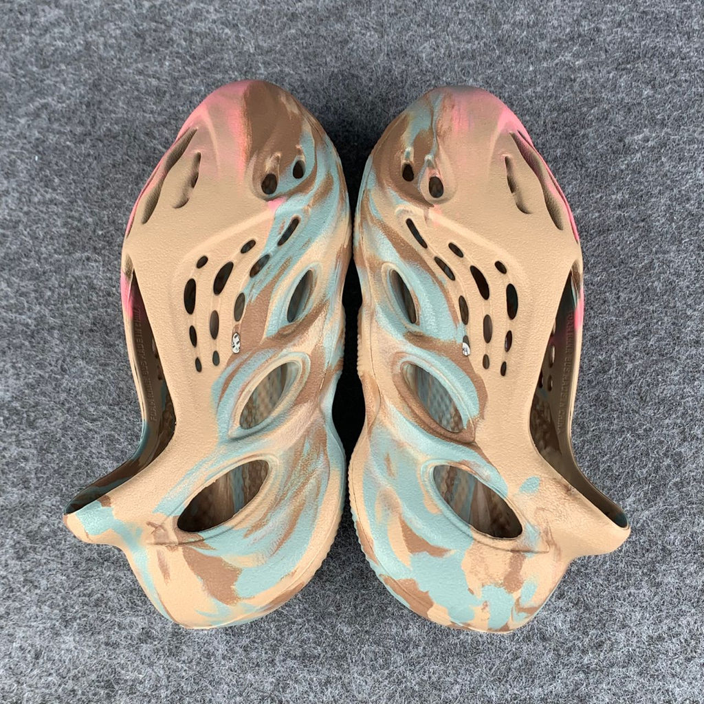 Yeezy Foam Runner 'MX Sand Grey'