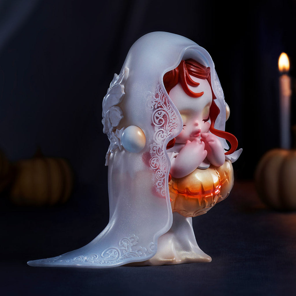 SKULLPANDA Covenant of the White Moon Figure