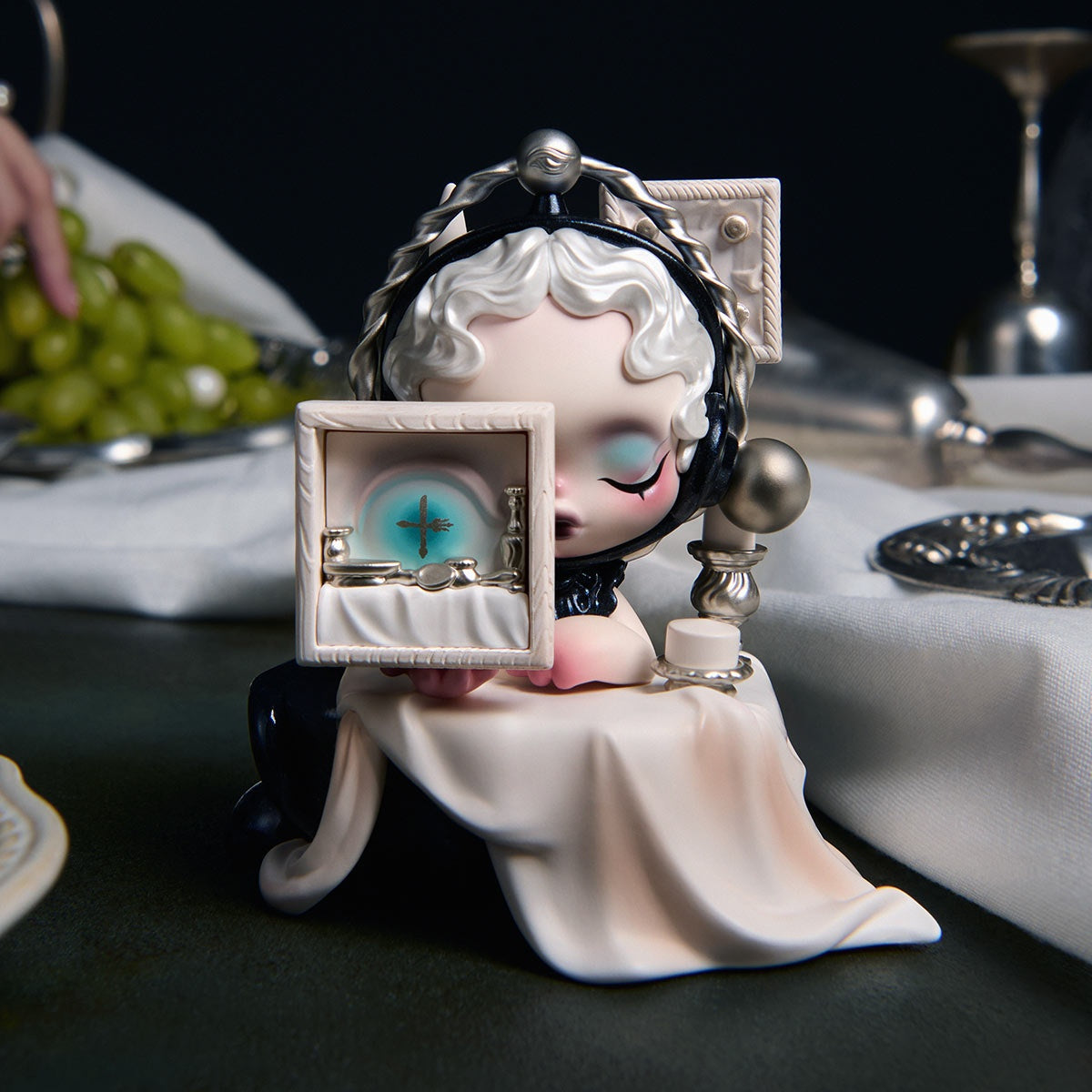 SKULLPANDA The Feast Begins Series Figures