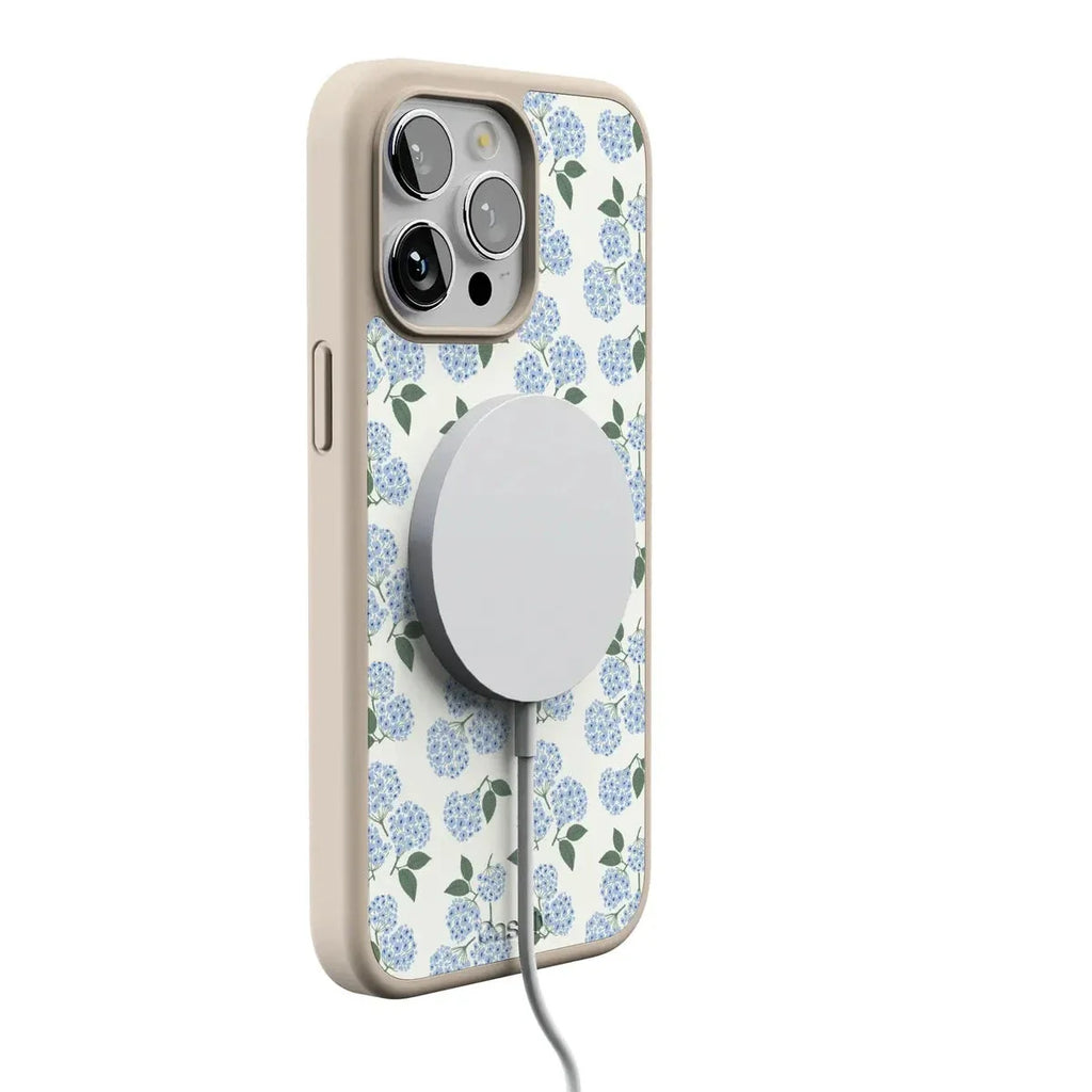 Nantucket Cottage | Blue Hydrangea Case
