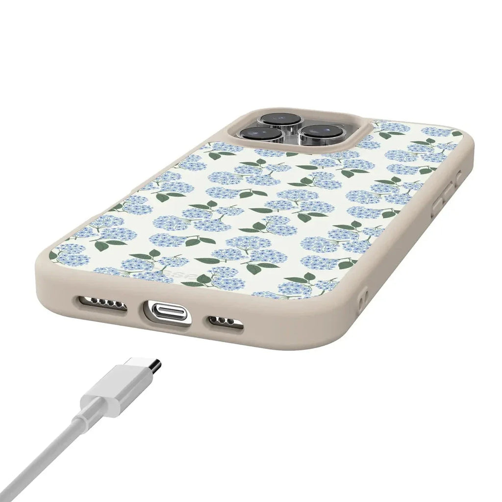 Nantucket Cottage | Blue Hydrangea Case